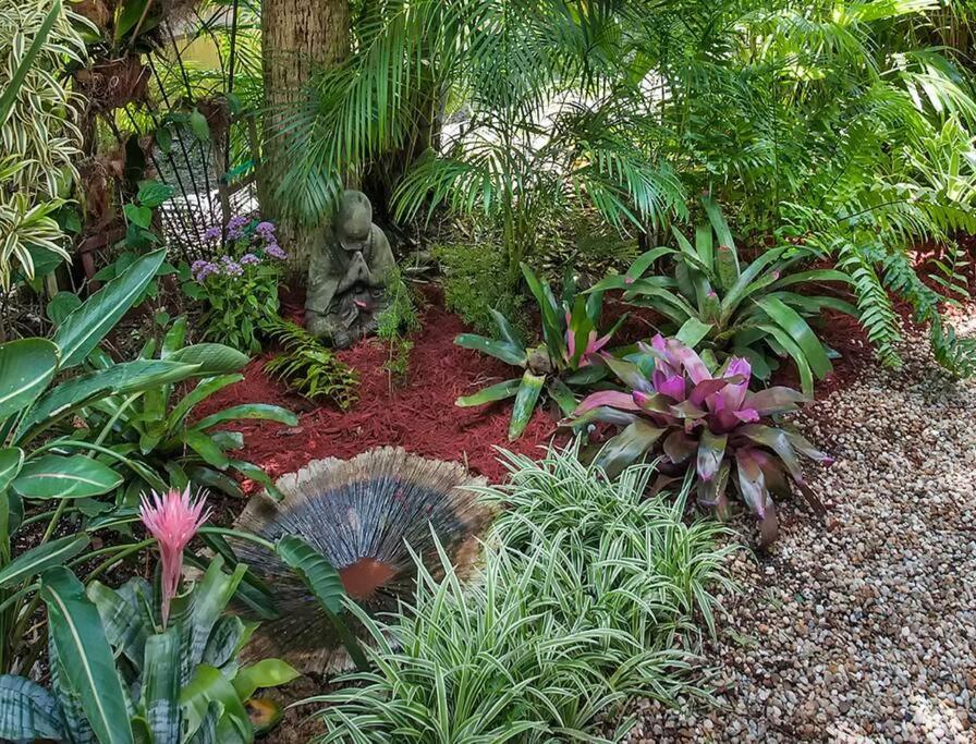 Beach Paradise Getaway - 200Ft From Beach! Sebastian Exterior photo