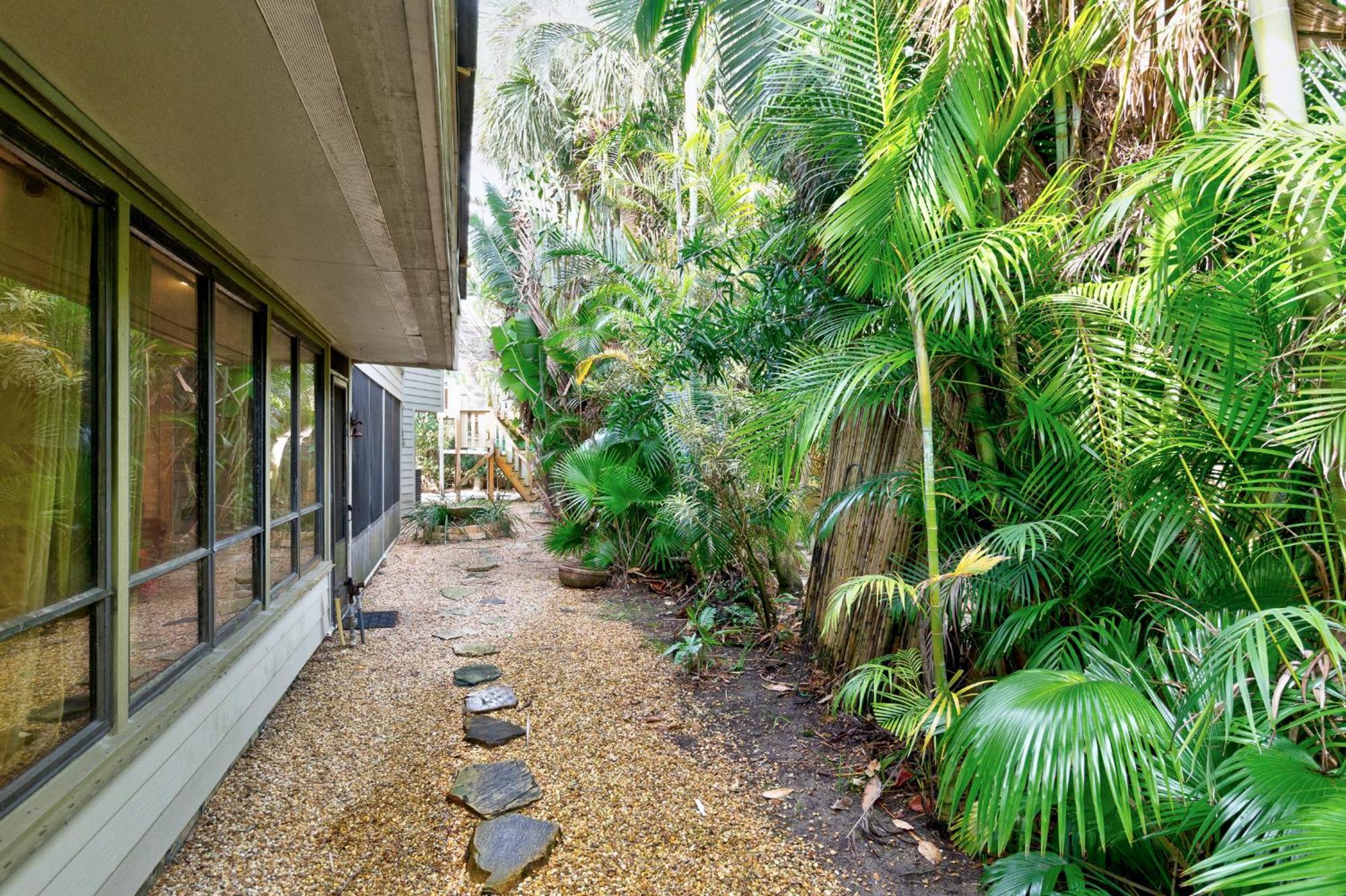 Beach Paradise Getaway - 200Ft From Beach! Sebastian Exterior photo